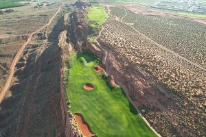 Sand Hollow 13th Green Aerial
